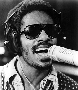 330px-Stevie_Wonder_1973.JPG