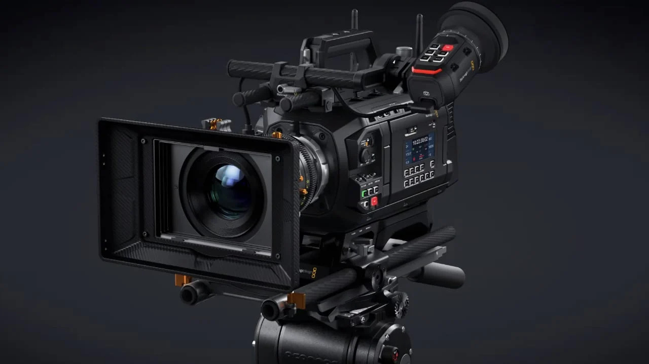 Blackmagic-URSA-Cine-12K_11zon.jpg