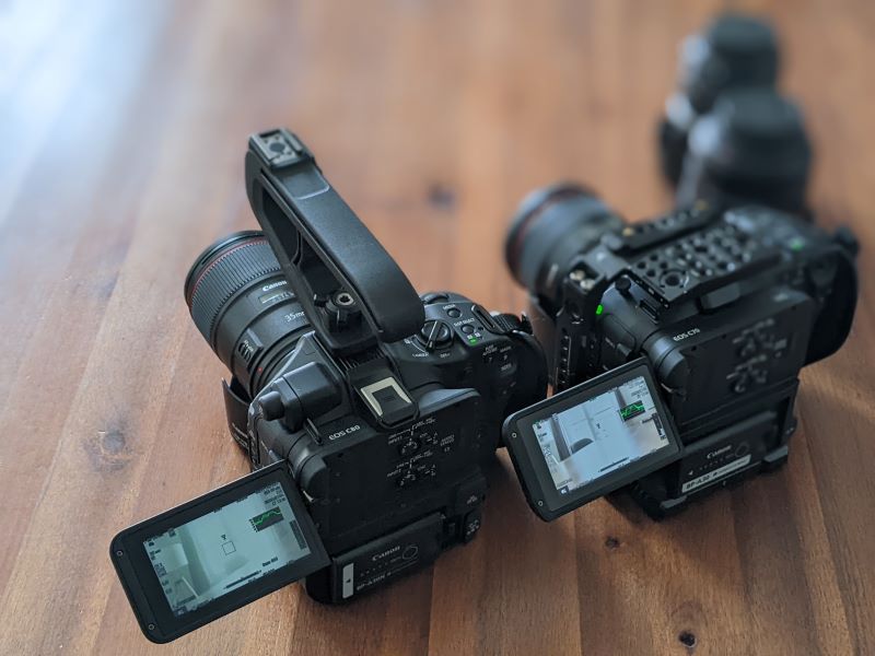 Canon_C80_&_C70_objectifs_dessus.jpg