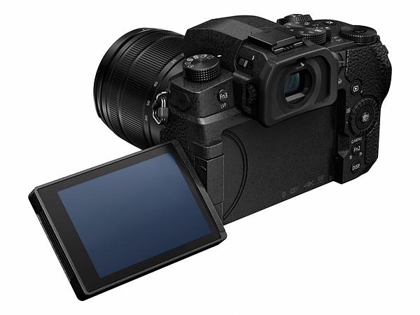 g90 ecran orientable et tactile.jpg