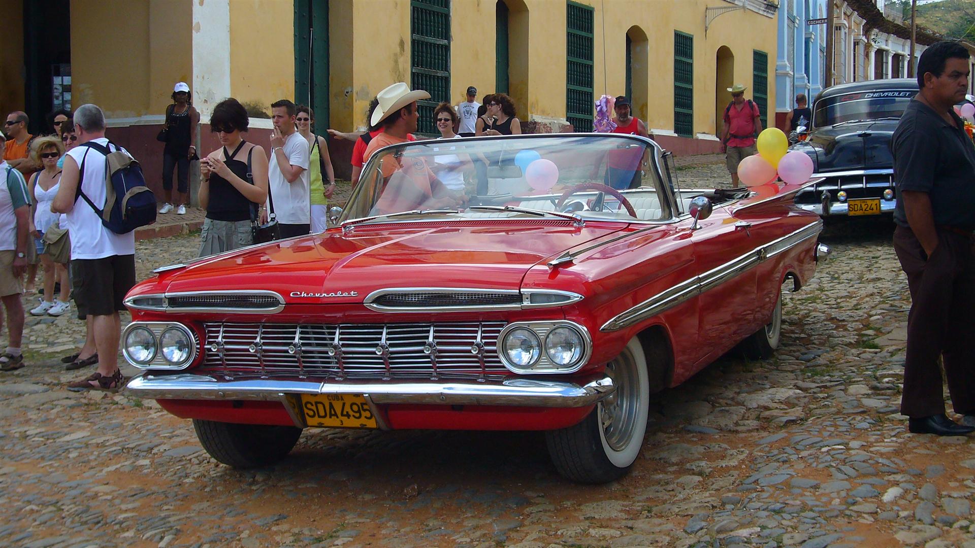 P1010795 (Custom) (2).JPG