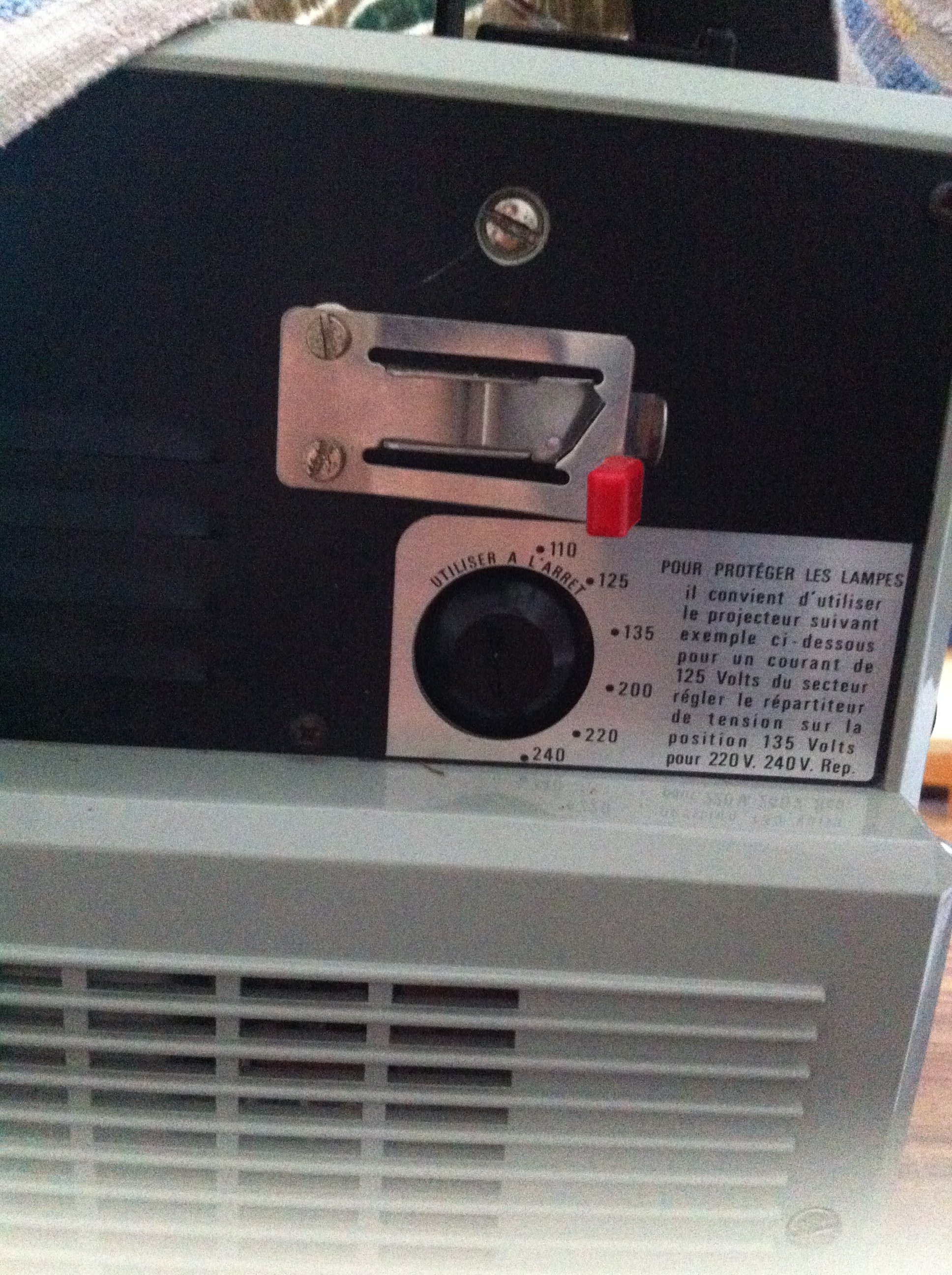 Projecteur Heurtier 240 (couteau).JPG