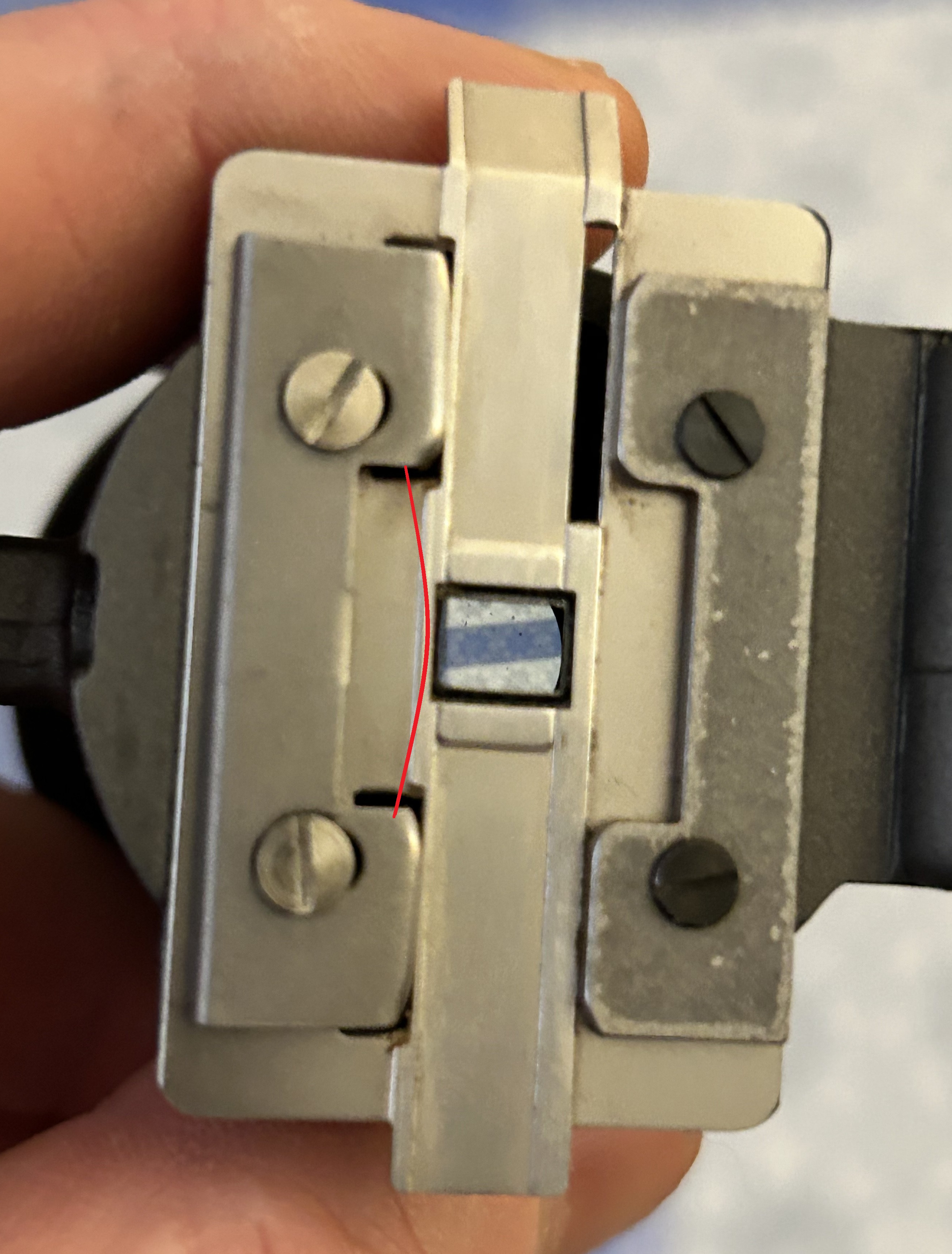 Repaire presseur latéral.jpg