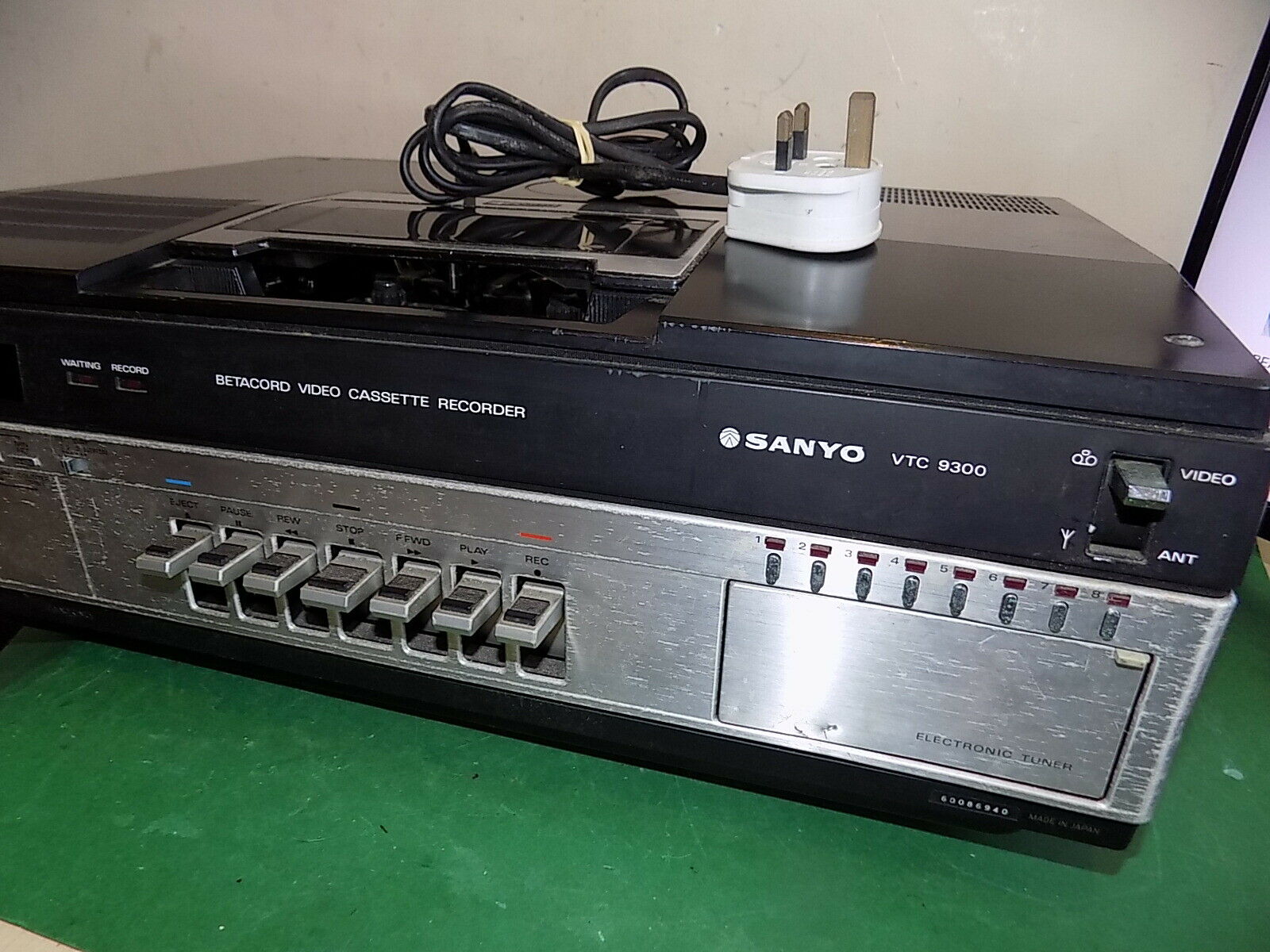 Sanyo VTC 9300 .jpg