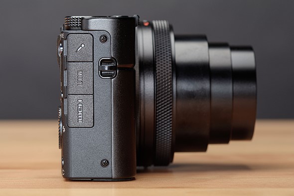 Sony-RX100-micro.jpeg