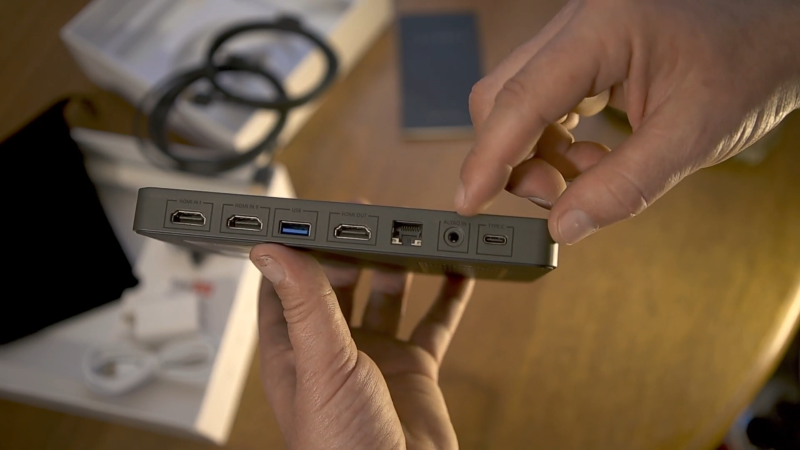 Test du YoloBox, mélangeur tactile pour live multicam 10-8 screenshot.png