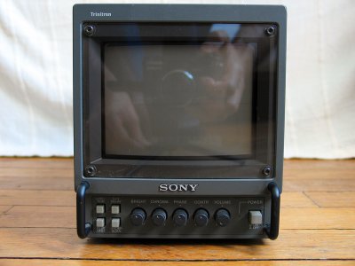 Moniteur Sony 1 - 800x600 - 1.jpg