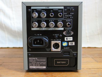 Moniteur Sony 1 - 800x600 - 2.jpg