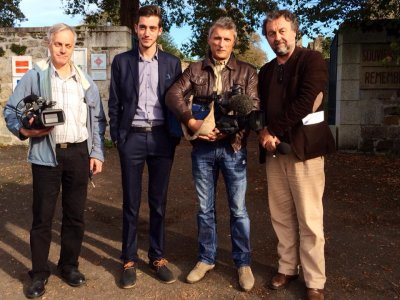 Oradour avec France 3 Limousin.jpg