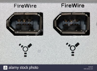 deux-ports-firewire-bjk4j6.jpg
