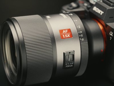 BLAZAR-TALON-50mm-T2.1-full-frame-1.5X-autofocus-anamorphic-lens.jpg