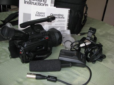 agdvc30_accessoires.jpg