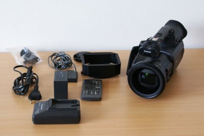 081109_DVX100BE_1v2.jpg