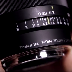 Test Rapide du tokina 20mm Firin F2.0 - YouTube