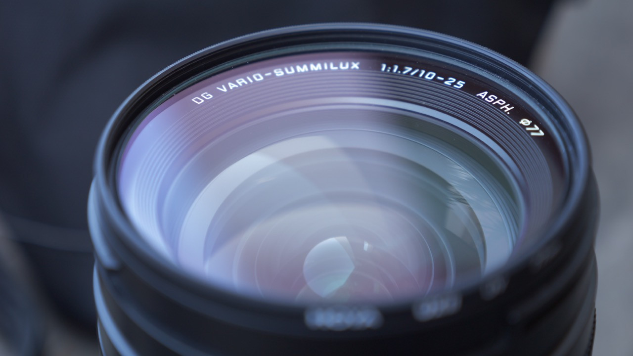 Panasonic Lumix Leica DG Vario Summilux 10-25 mm f/1.7 ASPH