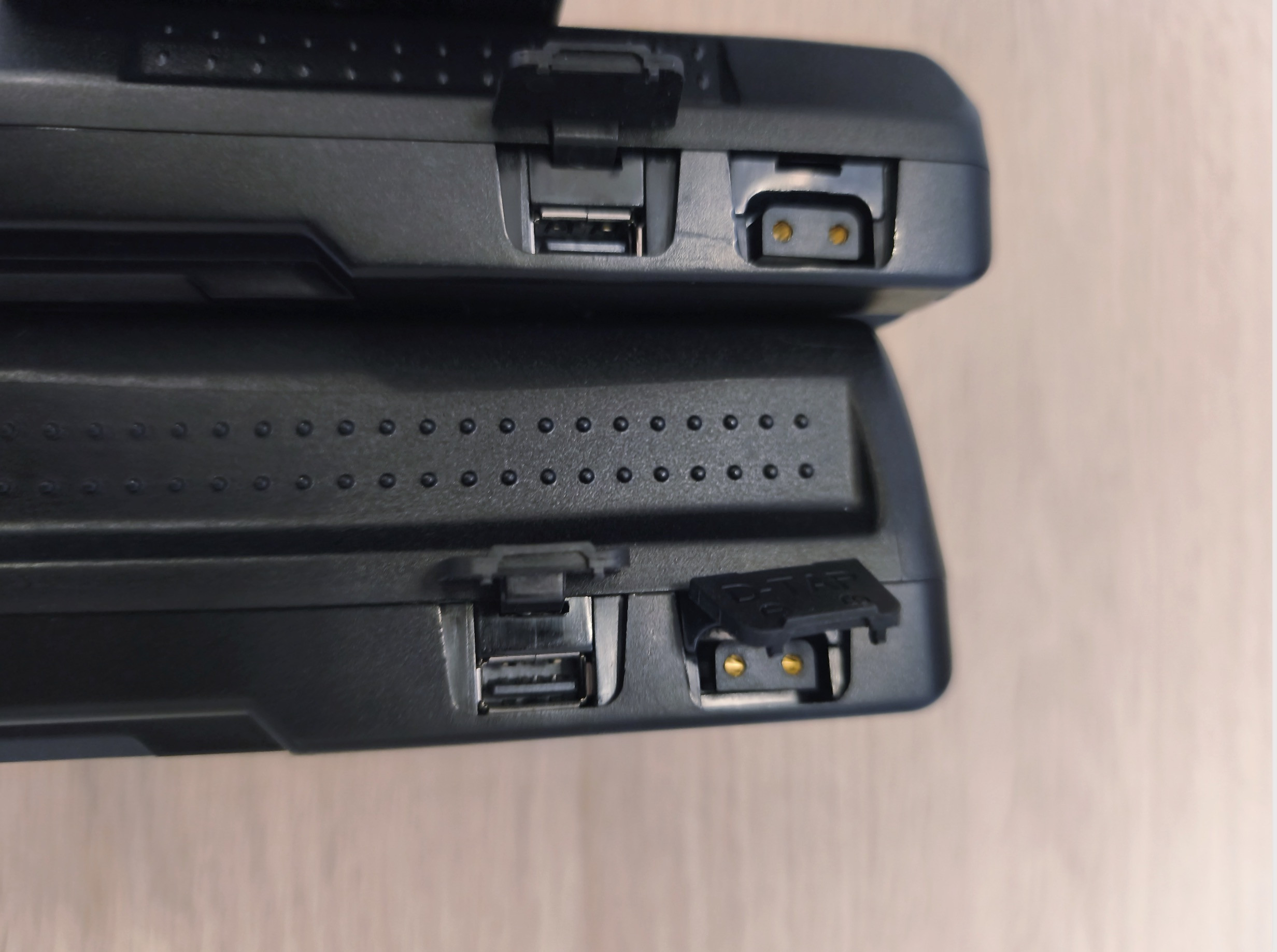 Kit  batteries V-Lock  + Chargeur double