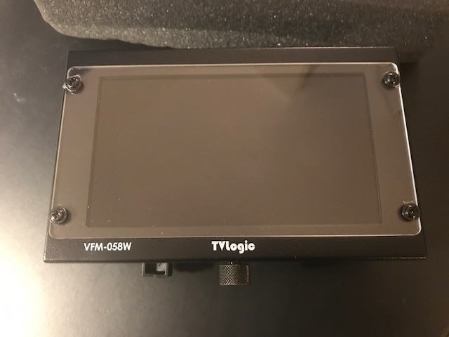 Moniteur de terrain TV Logic 5.5''