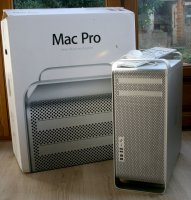 Mac Pro mi-2010/12 coeurs x 2,93 Ghz/32Go/DD 3,5To/SSD 500Go