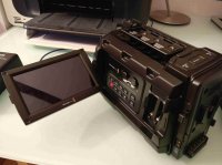 Vend Blackmagic URSA Mini 4K EF état quasi neuf + Atoch C2S + SSD 1To et 256 go + Batterie + Chargeur + Equipements