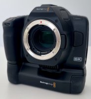 Caméra Blackmagic Pocket Cinema 6K Pro (BMPCC 6K Pro) + accessoires - État neuf !