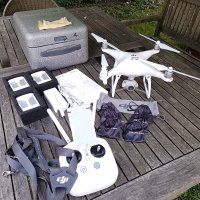 Phantom 4 kit.jpg