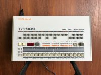 Boîte analogique ROLAND TR-909