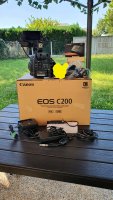 Canon EOS C200