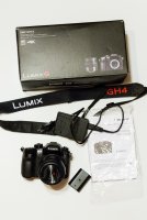 PANASONIC GH4 AVEC 12-35 f2,8 OIS