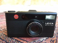 LEICA minilux SUMMARIT 1:2.4 / 40mm