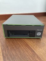 SymplyPRO LTO Desktop Thunderbolt 3 HH LTO-8, lecteur NEUF (mars 2026) + 5 bandes vierges