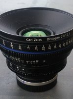 zeiss cp2 28mm monture ef