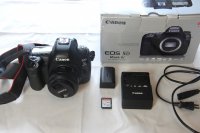 Appareil photo numérique Canon EOS 5D Mark IV + objectif EF 50mm f/1.8 STM + Carte SD 64 GB