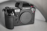 Panasonic S1R