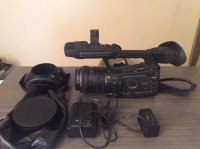 VENDS CANON XF305