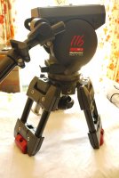 Trépied Manfrotto  529