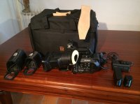 PXW -FS7K  CAMERA COMPACTE XDCAM 4K AVEC OPTIQUE SONY  28-135